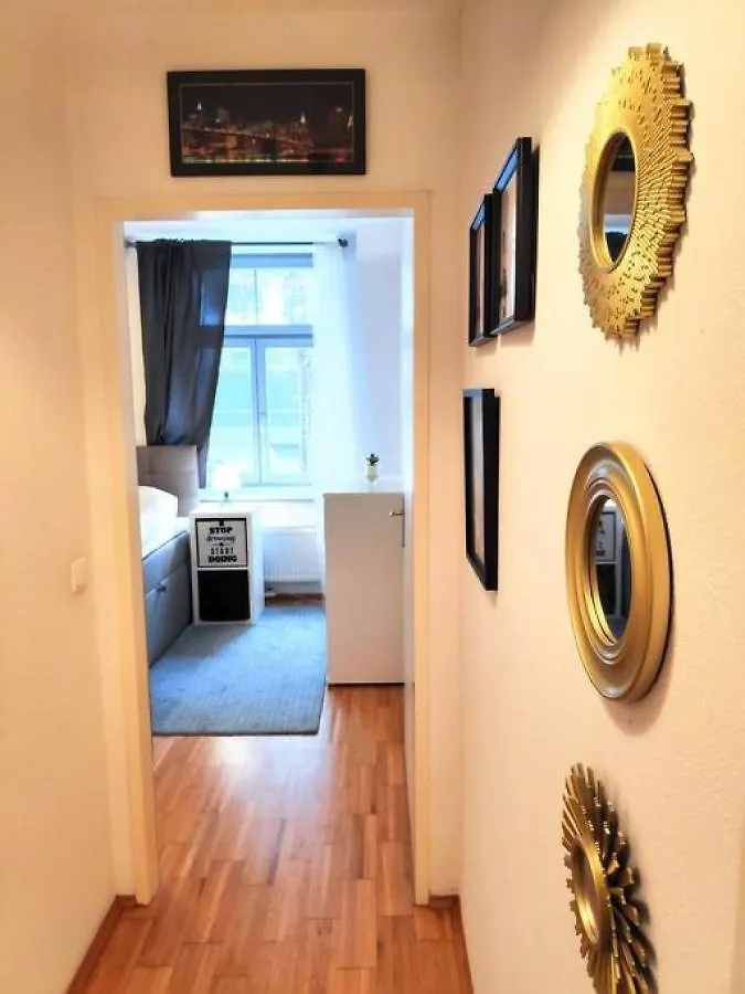 Nd Exquisites Wundervolles Ruhiges Terrassenapartment Mit Garage Vienna Apartment