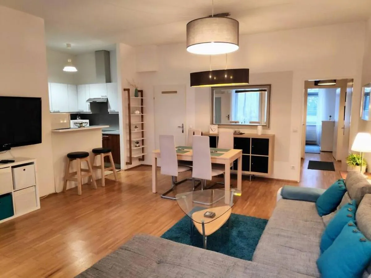 Nd Exquisites Wundervolles Ruhiges Terrassenapartment Mit Garage Vienna Apartment