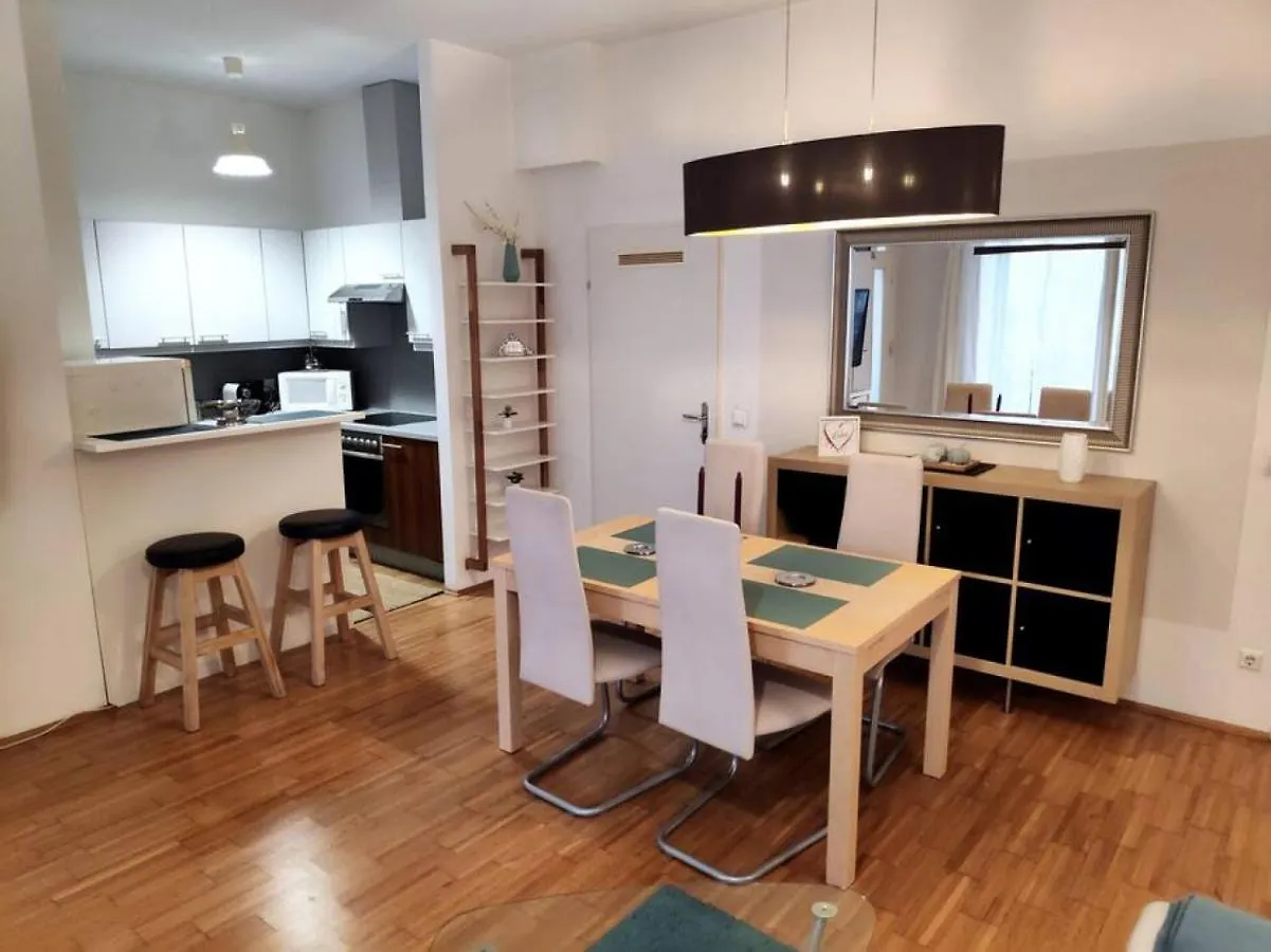 Nd Exquisites Wundervolles Ruhiges Terrassenapartment Mit Garage Vienna